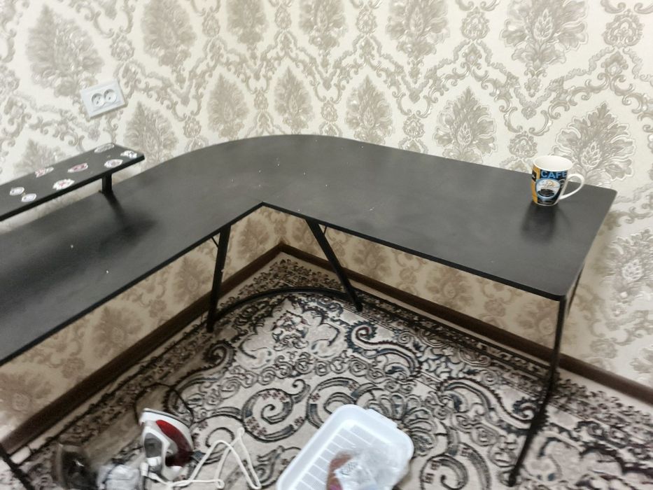 Kompyuter stol sotiladi arzon