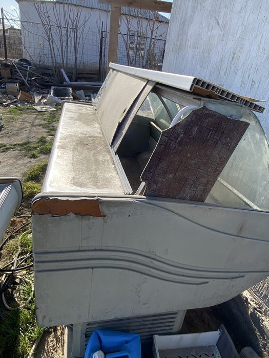 Витринный морозильник продается