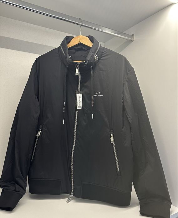 Яке Armani Exchange