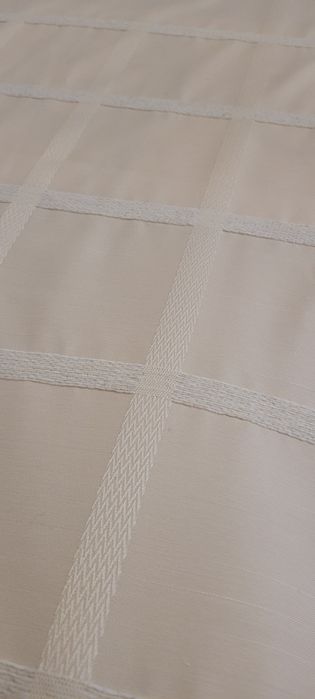 Продам  скатерть новую