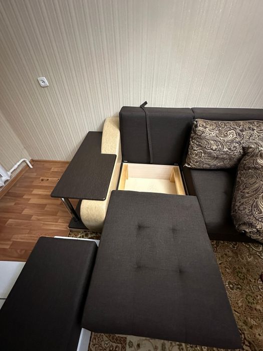 Продам Диван для гостинной