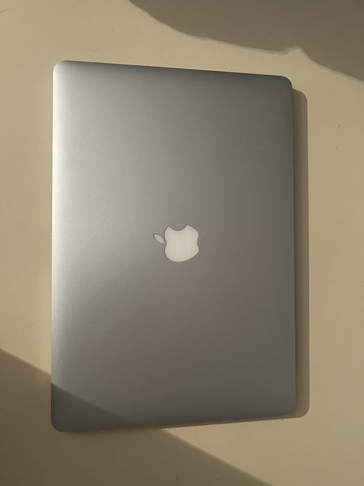 MacBook Pro (Retina, 15-inch, Mid 2014)