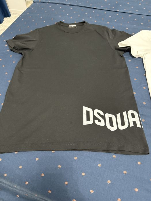 Vand tricouri Dsquared in stare excelenta