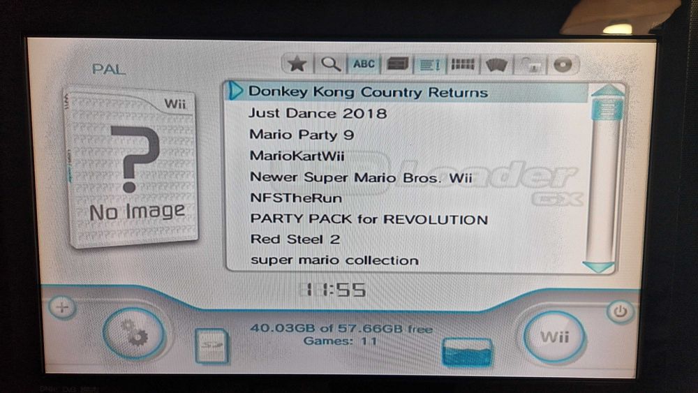 Игрова конзола NIntendo Wii (чете от USB, аксесоари, 64GB)