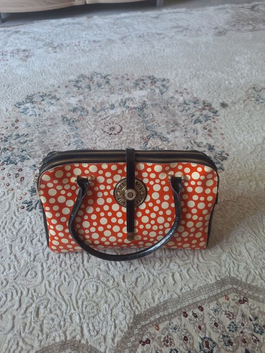 Продам женскую сумку