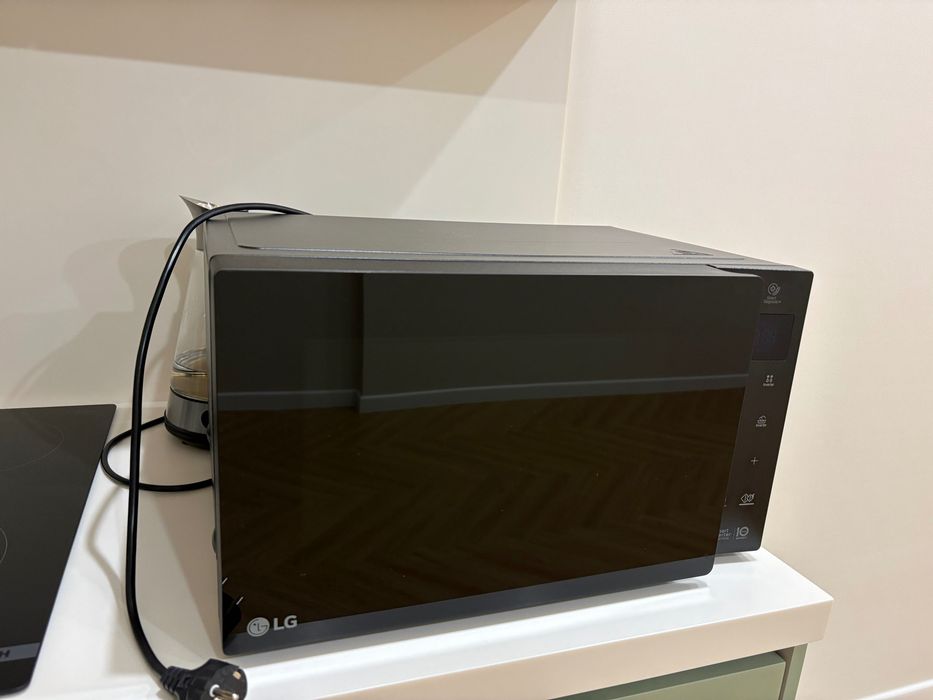 Микроволновка LG