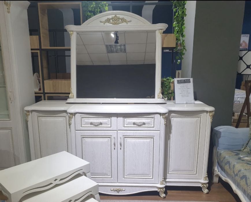 Продам комод! Состояние идеальное!