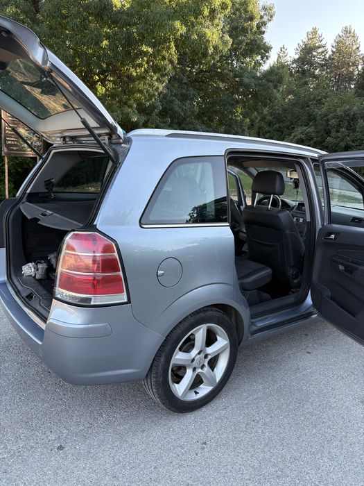 Opel Zafira 1.9cdti