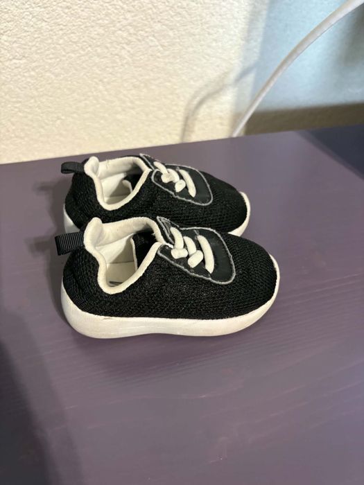 Pantofi bebelusi