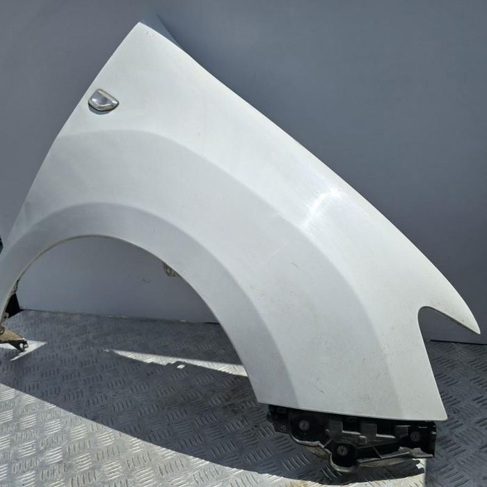 Aripa fata dreapta Dacia Sandero 2