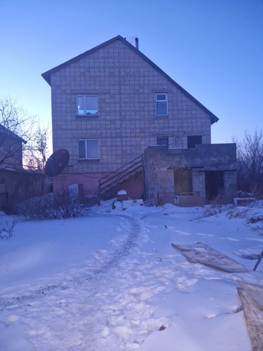 Продам Коттедж в хорошем тихом районе