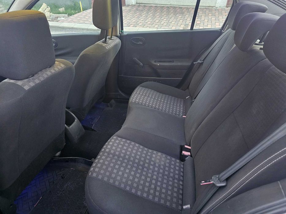 Renaul Megane 2; 1.4 Benzina+GPL