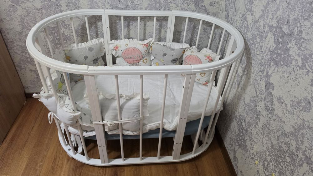 Продам детскую кроватку