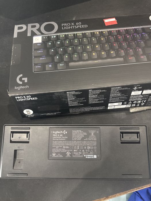 Logitech g pro x 60  lightspeed +custom keycaps