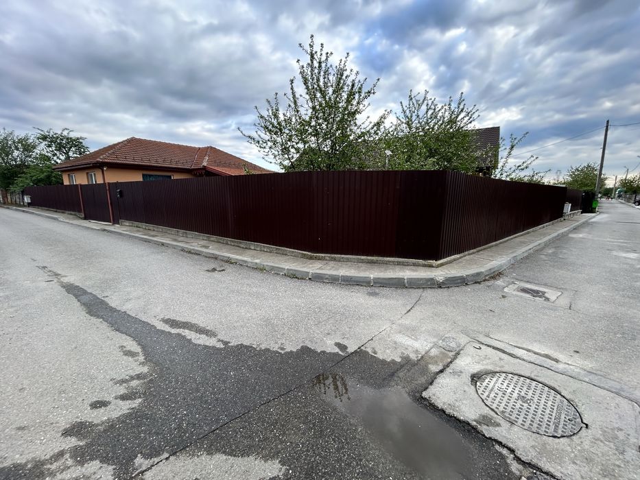 Casa de vanzare Iezureni