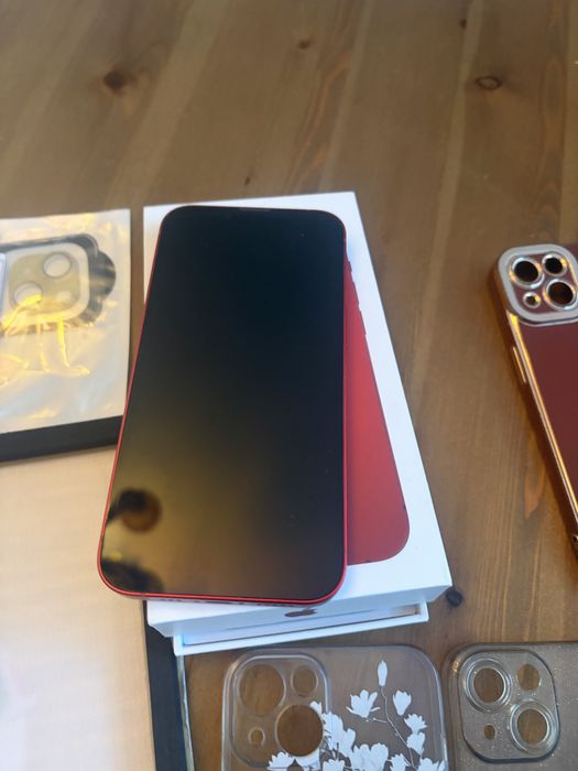 Iphone 13-Red 128 GB
