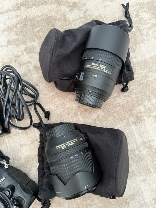 Фотоапарат Nikon D7000