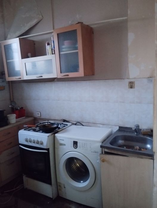 Срочно сотилади 2 хонали квартира