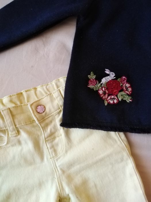 Свитшот на девочку и джинсы 6-18м