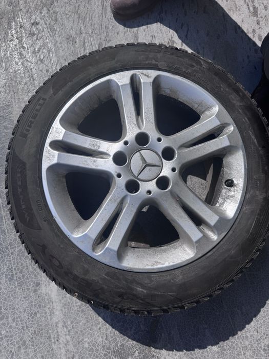 Vand jante cu cauciucuri