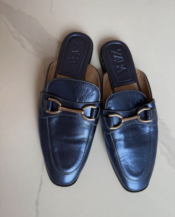 Papuci piele • Zara • 38