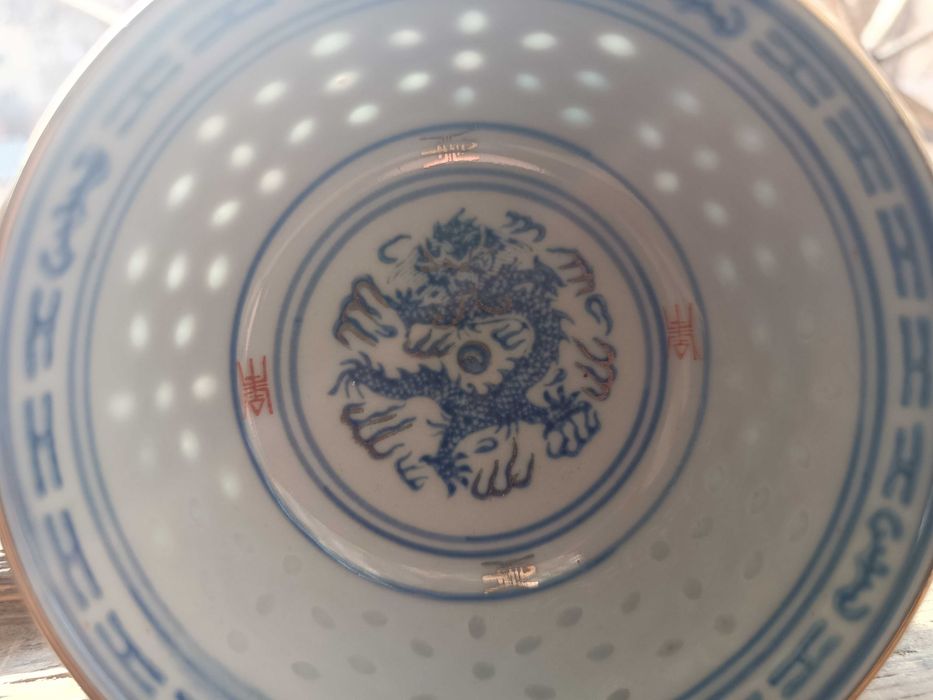 Пиалы в технике "рисовые зерна". Дракон.