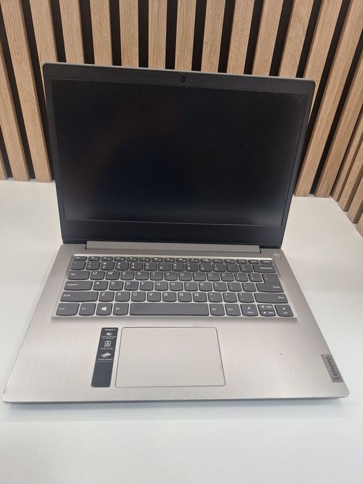 Lenovo IdeaPad 3 Amd Ryzen 5 8 Gb  256 Ssd  Garantie/Factura #52978