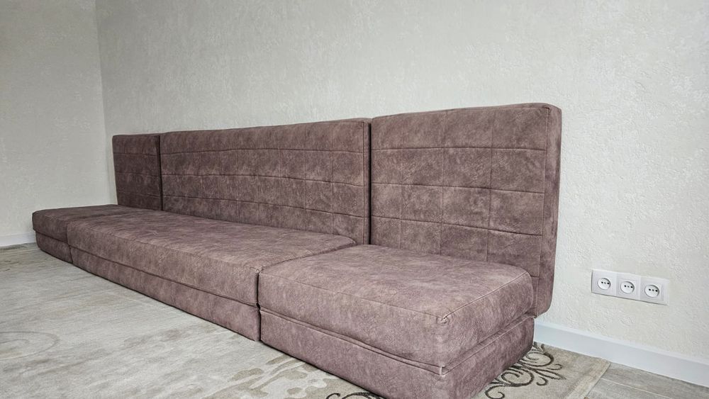 Продам без каркасный диван и кресла