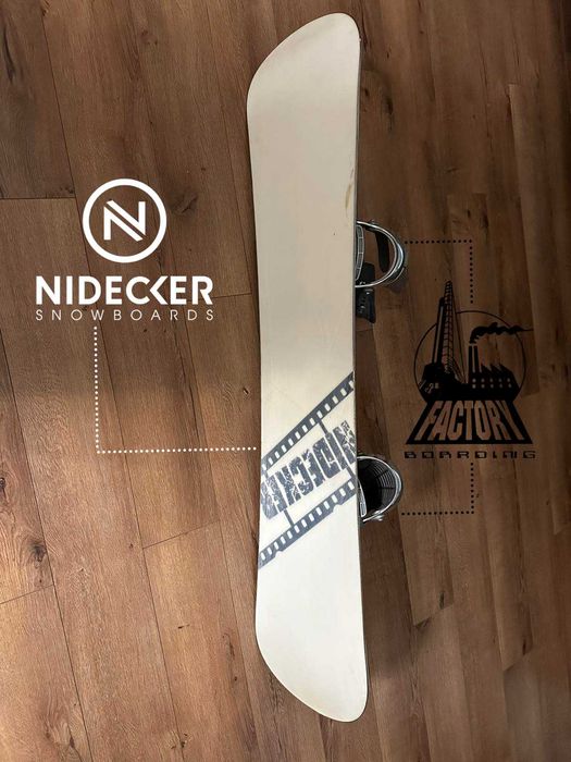 Сноуборд с автомати. 138 cm. Nidecker + Factory.