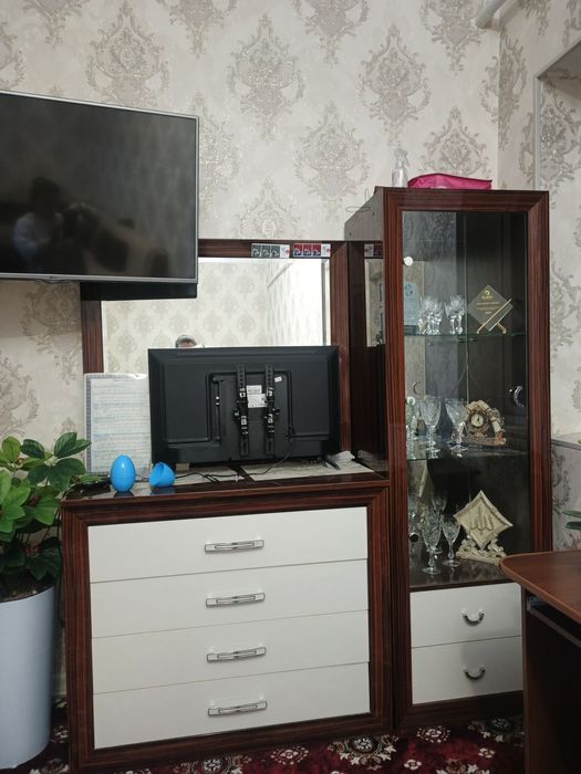 Penal, jamoat  va 2 kishilik krovat sotiladi