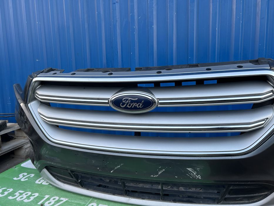 Grilă centrală bară față Ford Kuga 2017