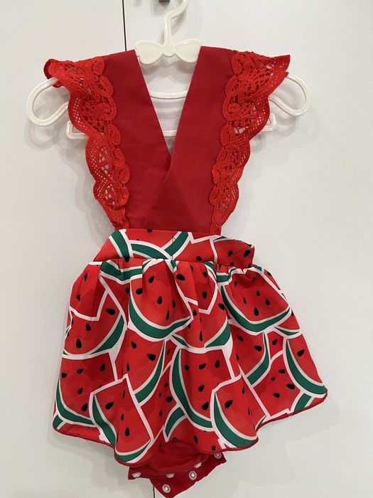 Бебешки комплект “Диня” – рокличка с панделка