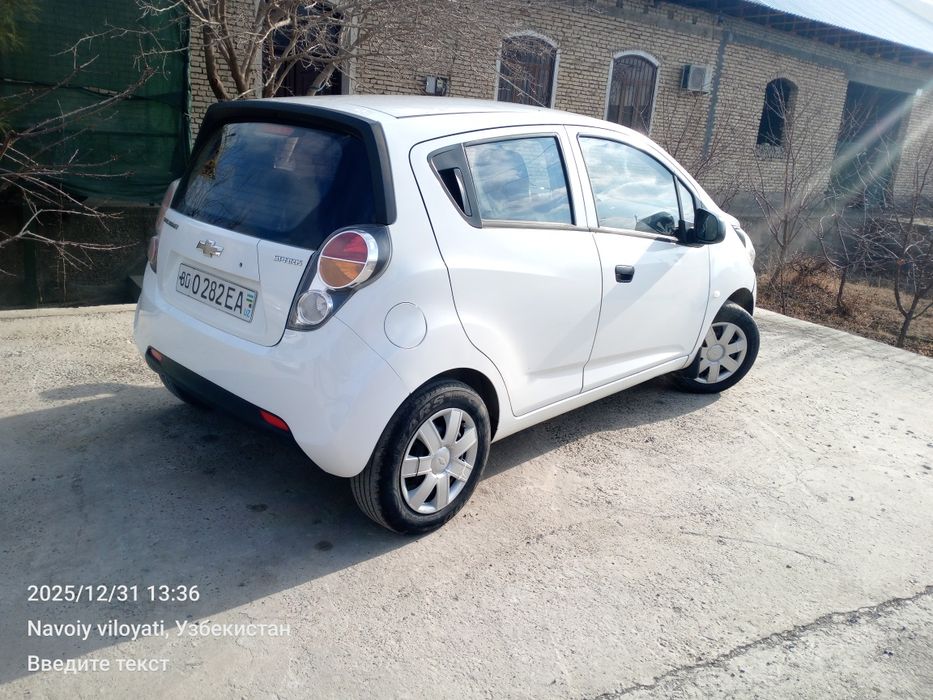 Spark 2011 родная краска 1 позиция