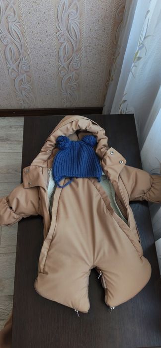Продам комбинезон для новорождённого