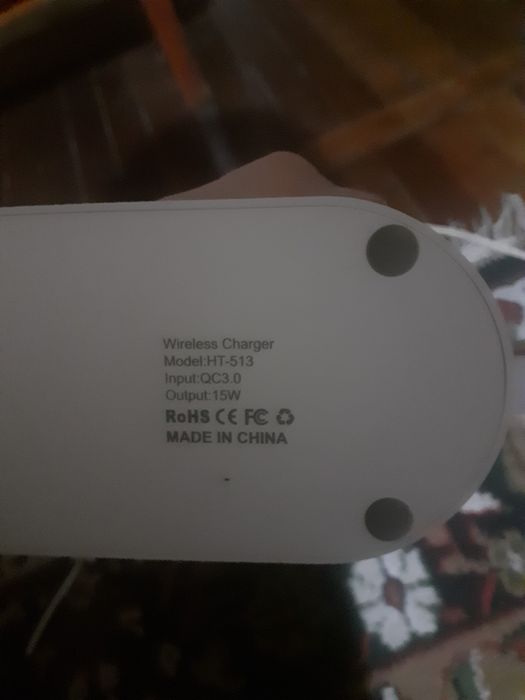 Продаёться светодеодная 3-х цветная лампа.