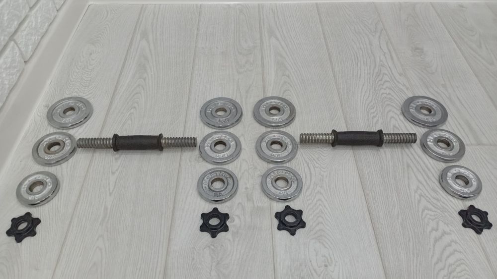 Продам регулируемые хромированные гантели