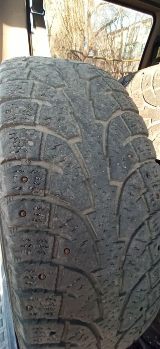 Шины зимние комплект