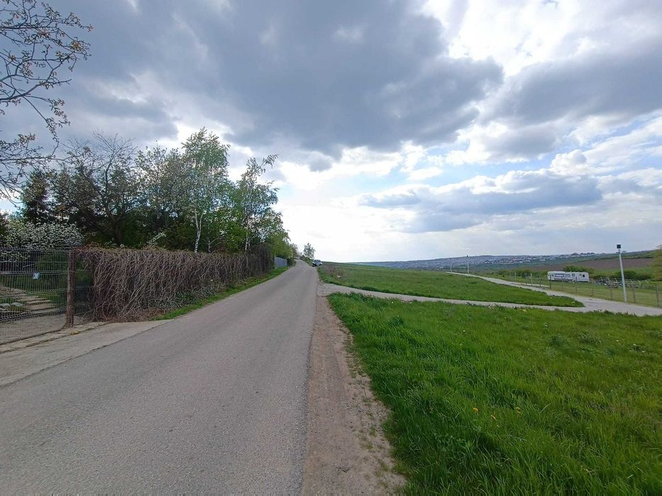 PREȚ CORECT!!! Vând teren intravilan Bârnova jud. Iași, sat Cercu.