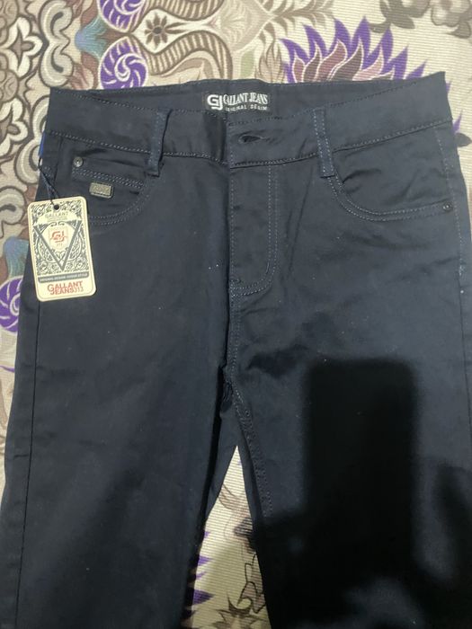 Для девочки брюки!