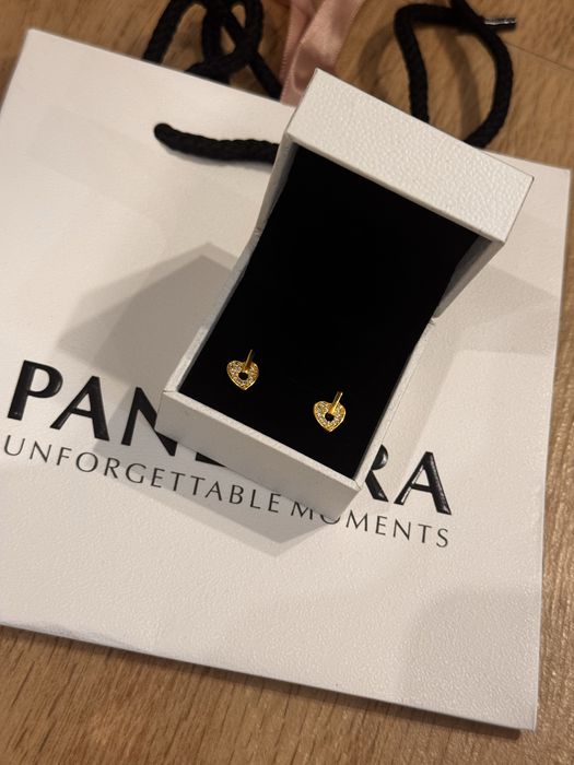 Пандора обеци Pandora