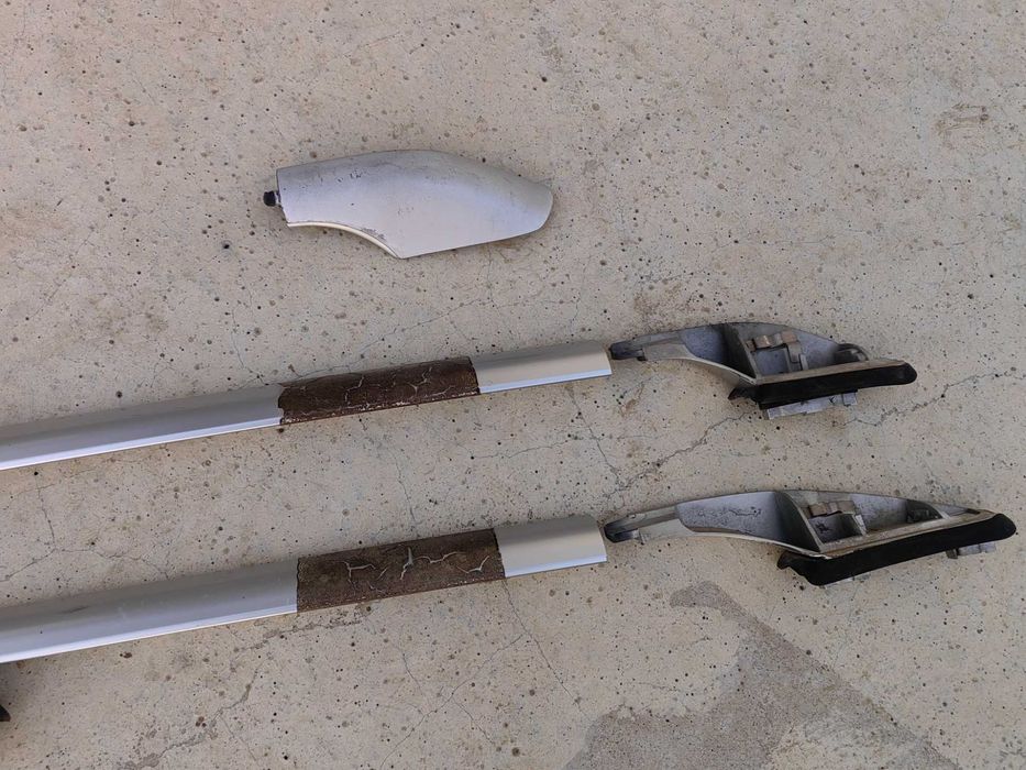 Капачки рейлинг греди за Honda Accord 7