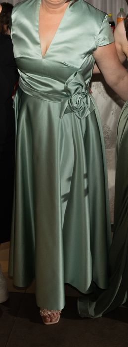 Rochie elegantă.