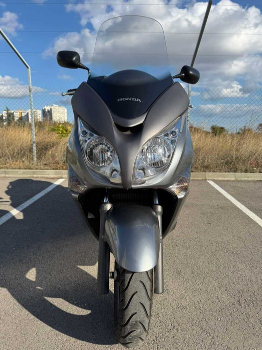 Honda Silver Wing 400