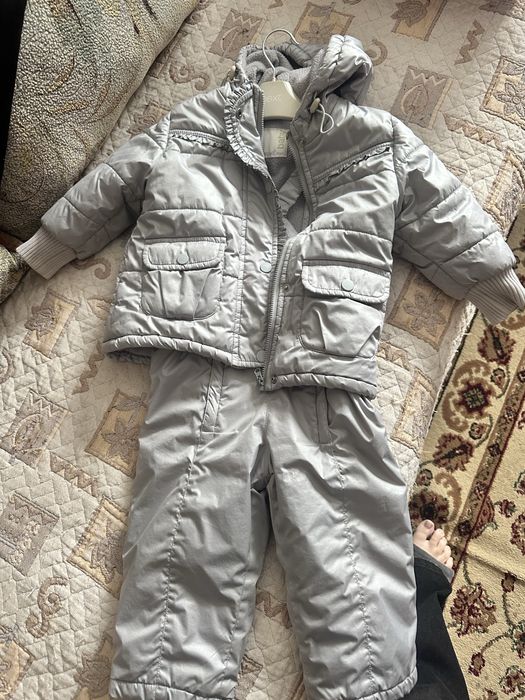 Продам детский зимний костюм на годик