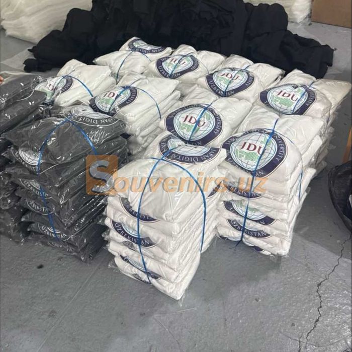 Текстиль с печатью лого поло худи кепки жилетки майки футболки шопперы