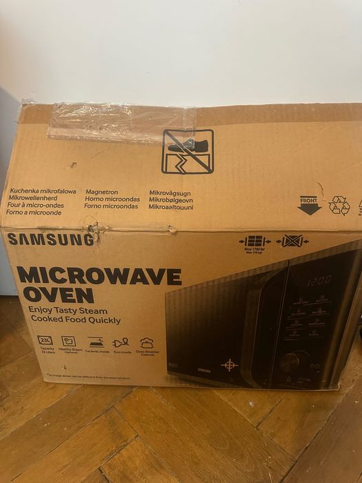 Vând cuptor cu microunde Samsung