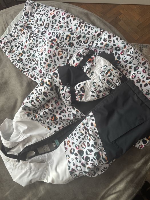 Детска екипировка 3 части ROXY 12 г