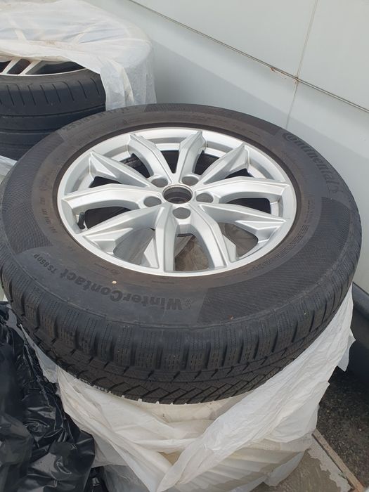 5x112 17ки ОРИГИНАЛНИ джанти със зимни гуми 235/65/17 за Audi Q5 '2020