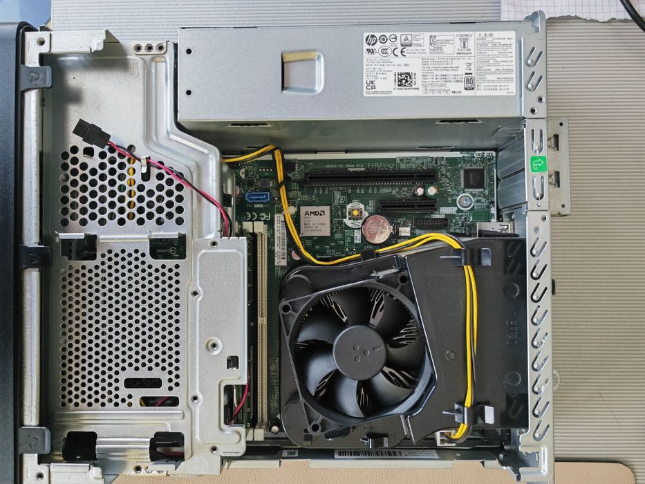 HP Elitedesk 805 G6 SFF Ryzen 5 Pro 4650G,16GB DDR4,3.7GHz,NVMe 256GB