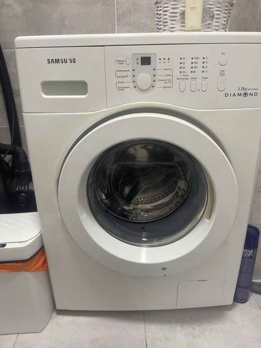 Стиральная машина срочно продаю